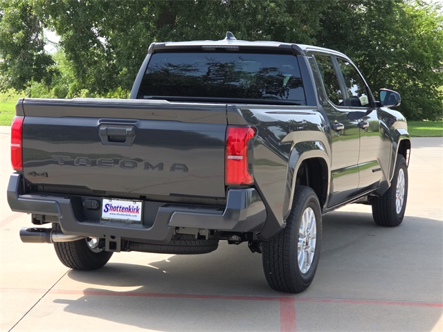 2025 Toyota Tacoma SR5 4x4 Limited photo 7