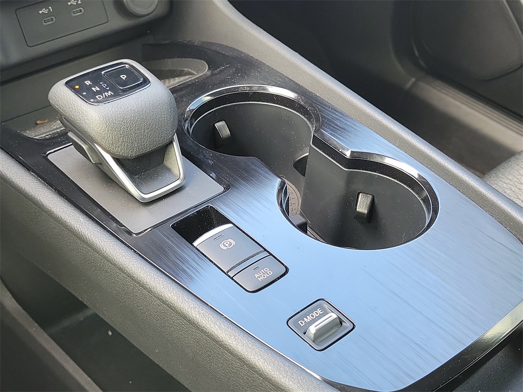 2024 Brilliant Silver Metallic Nissan Rogue SV FWD SUV