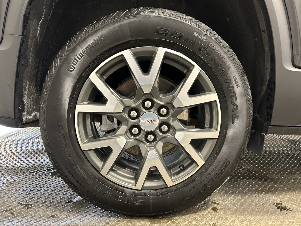 used 2023 GMC Acadia car, priced at $27,879