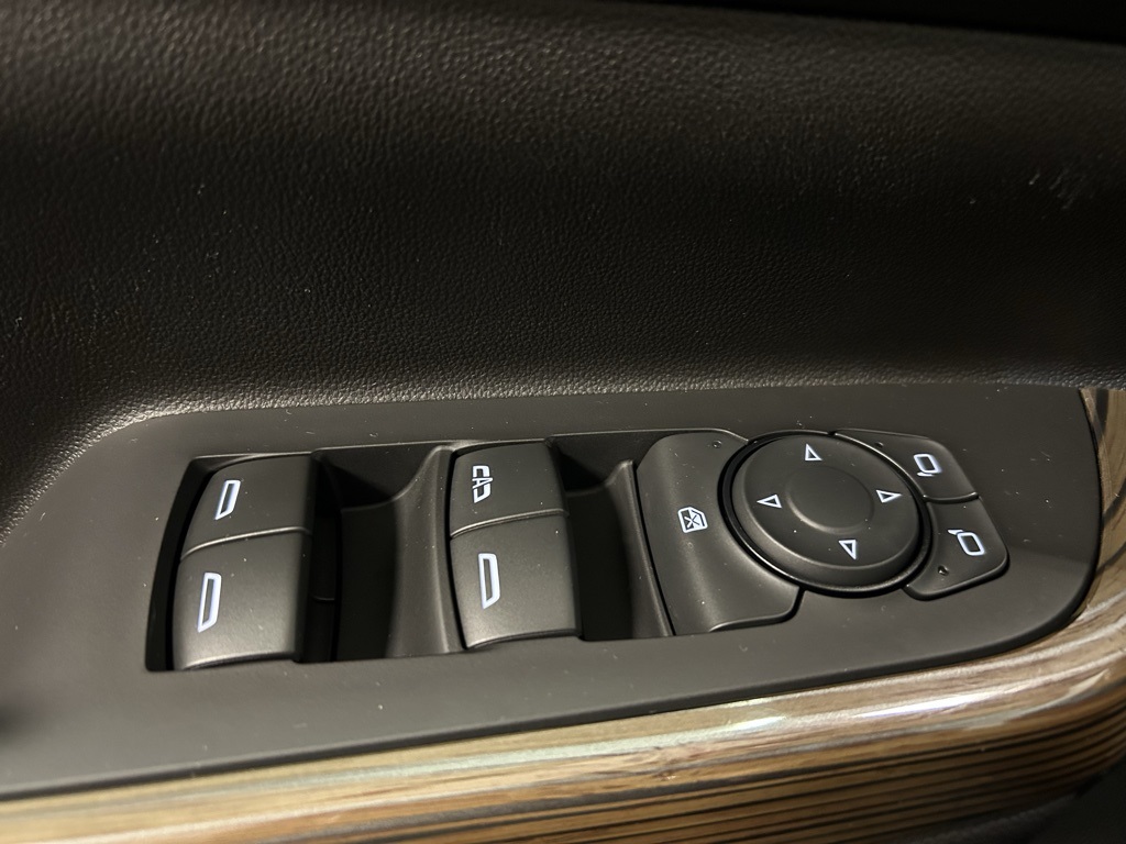 used 2023 GMC Acadia car, priced at $27,879