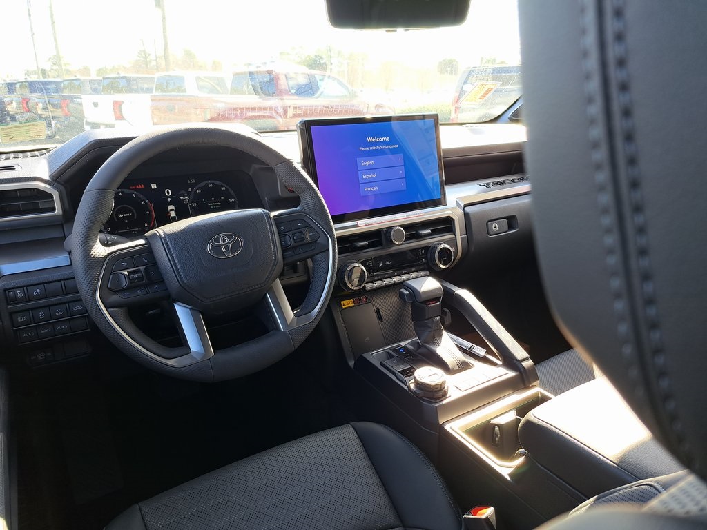 2025 Toyota Tacoma TRD Off-Road Double Cab 4WD 10