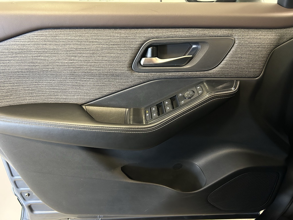 used 2023 Nissan Rogue car, priced at $18,599