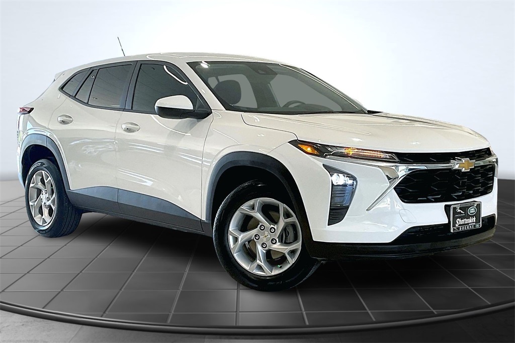 Used 2025 Chevrolet Trax SUV