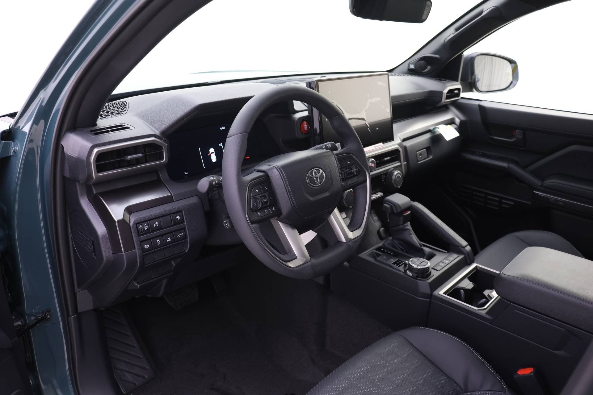 2025 Toyota 4Runner TRD Off-Road Premium photo 3