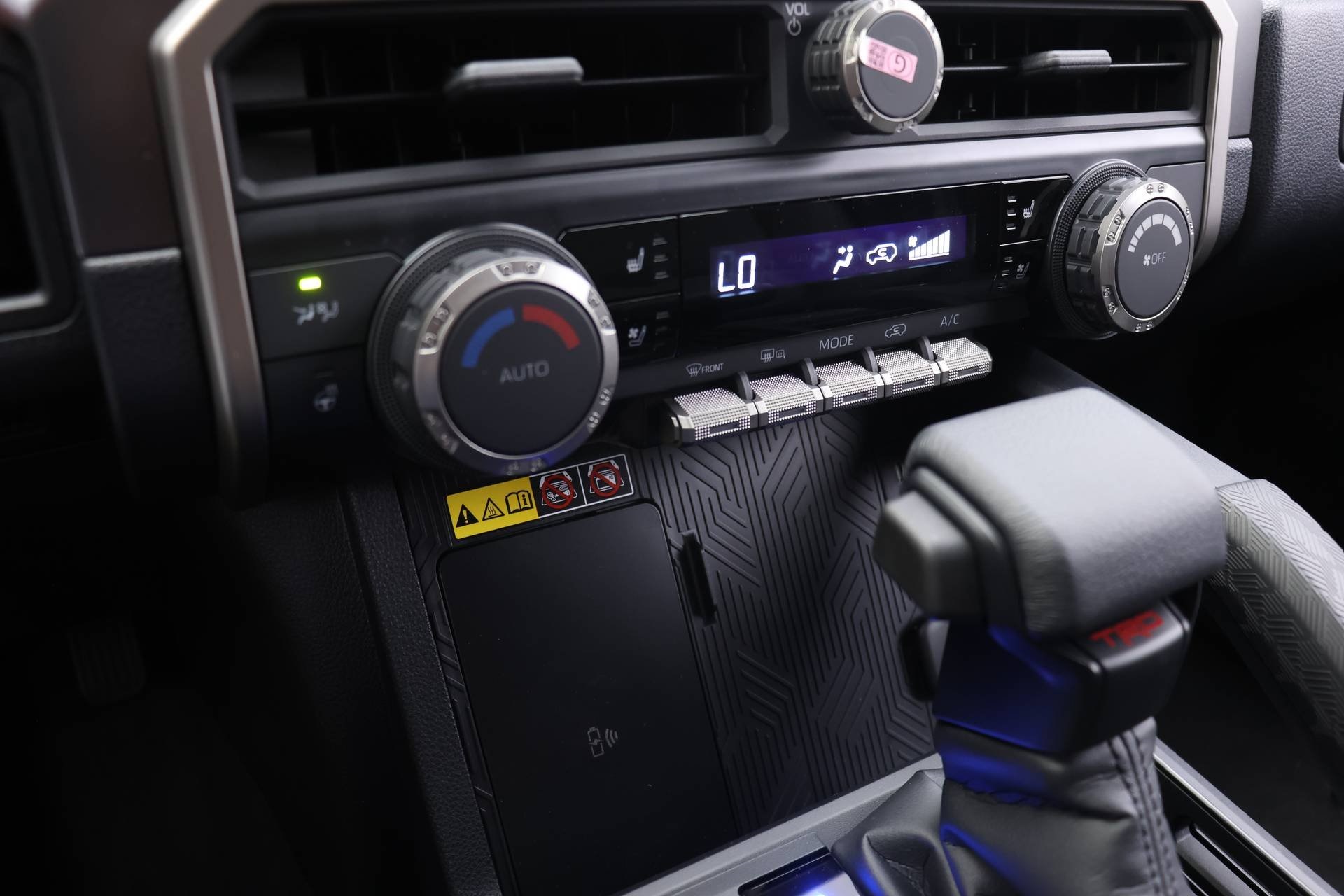 2025 Toyota 4Runner TRD Off-Road Premium photo 6