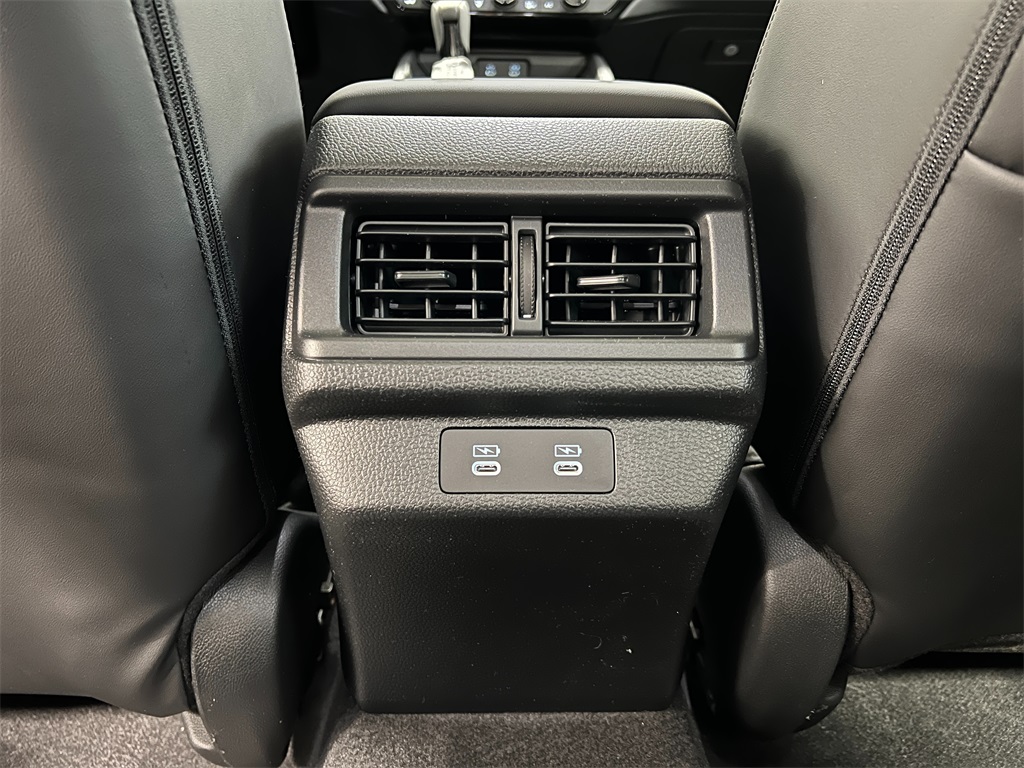 2025 Honda Accord Hybrid EX-L Sedan 4 Dr. FWD 30