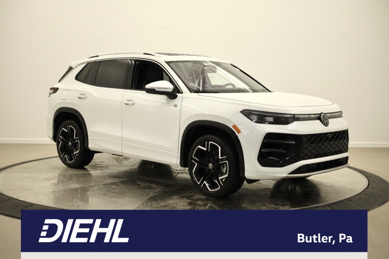 2026 Volkswagen Tiguan SEL R-LINE TURBO's photo