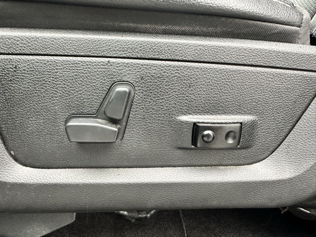 2018 Bright White Clearcoat Ram 1500 Night 4X4 Truck