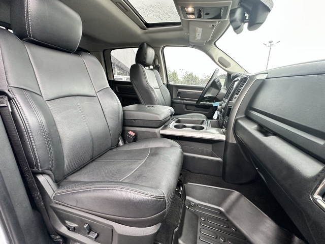 2018 Bright White Clearcoat Ram 1500 Night 4X4 Truck
