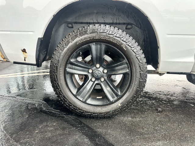 2018 Bright White Clearcoat Ram 1500 Night 4X4 Truck