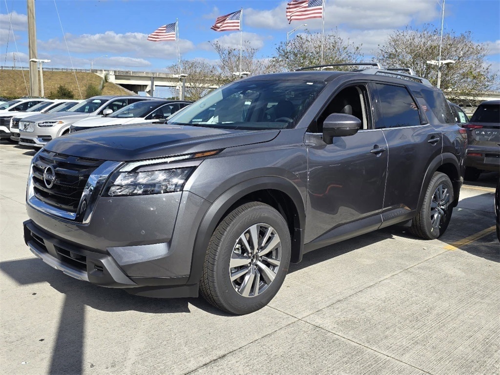 new 2025 Nissan Pathfinder car, priced at $35,858