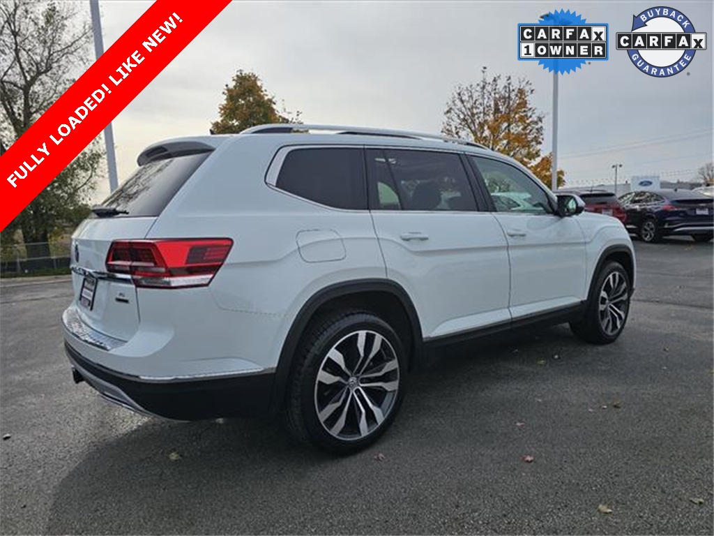 2019 Volkswagen Atlas SEL Premium photo 2