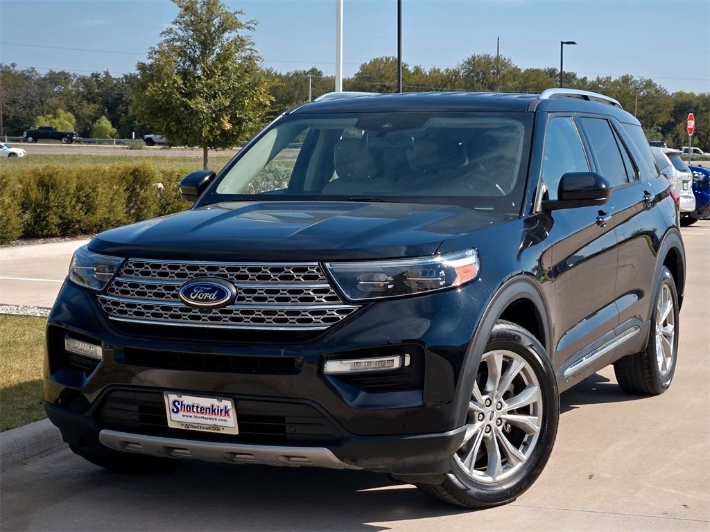 2023 Ford Explorer Limited photo 2