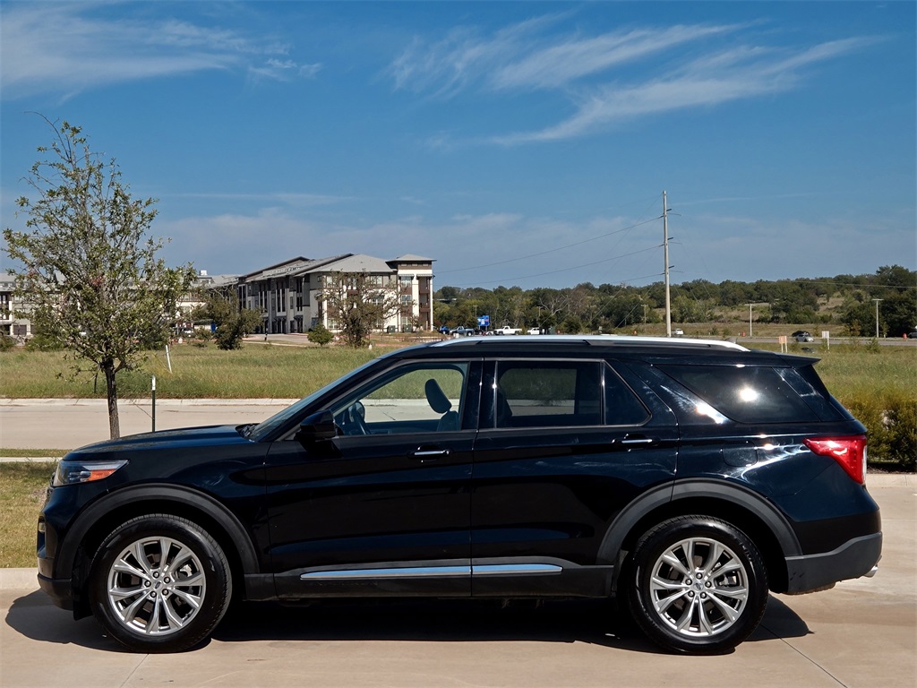 2023 Ford Explorer Limited photo 4