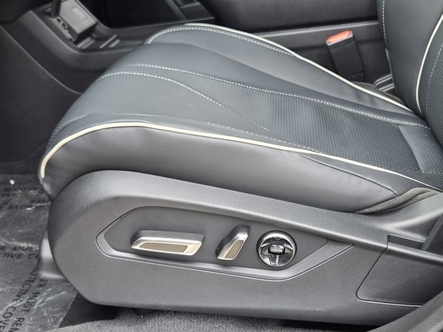 new 2026 Acura RDX car, priced at $54,900