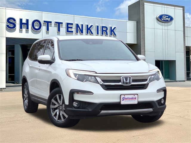 2021 Honda Pilot EX's photo