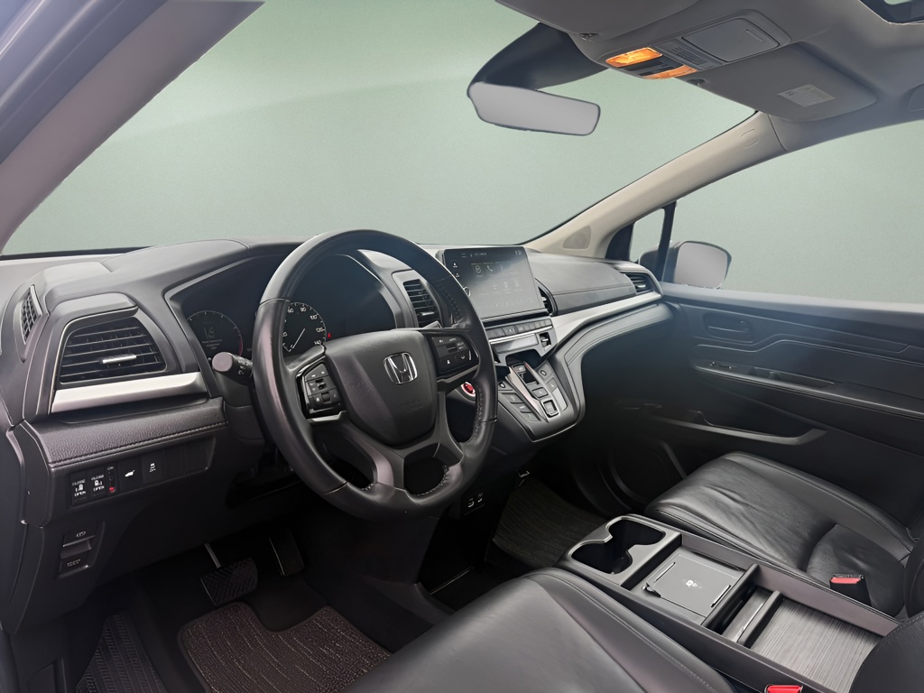 Used 2025 Honda Odyssey Van