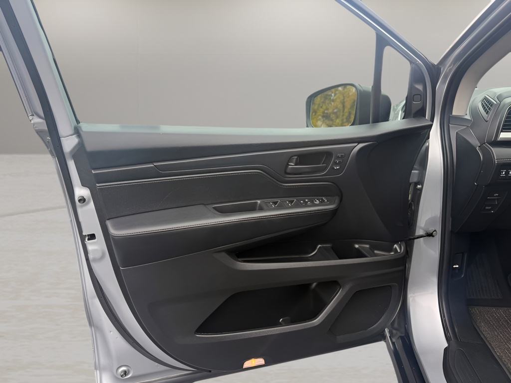 Used 2025 Honda Odyssey Van