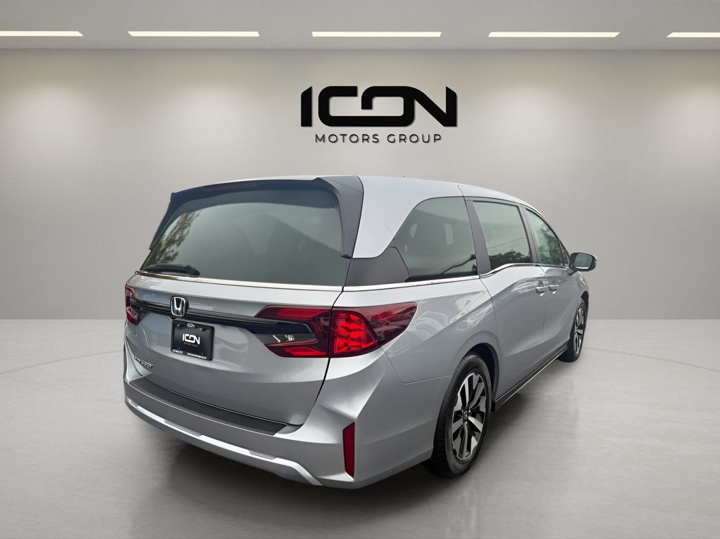 Used 2025 Honda Odyssey Van