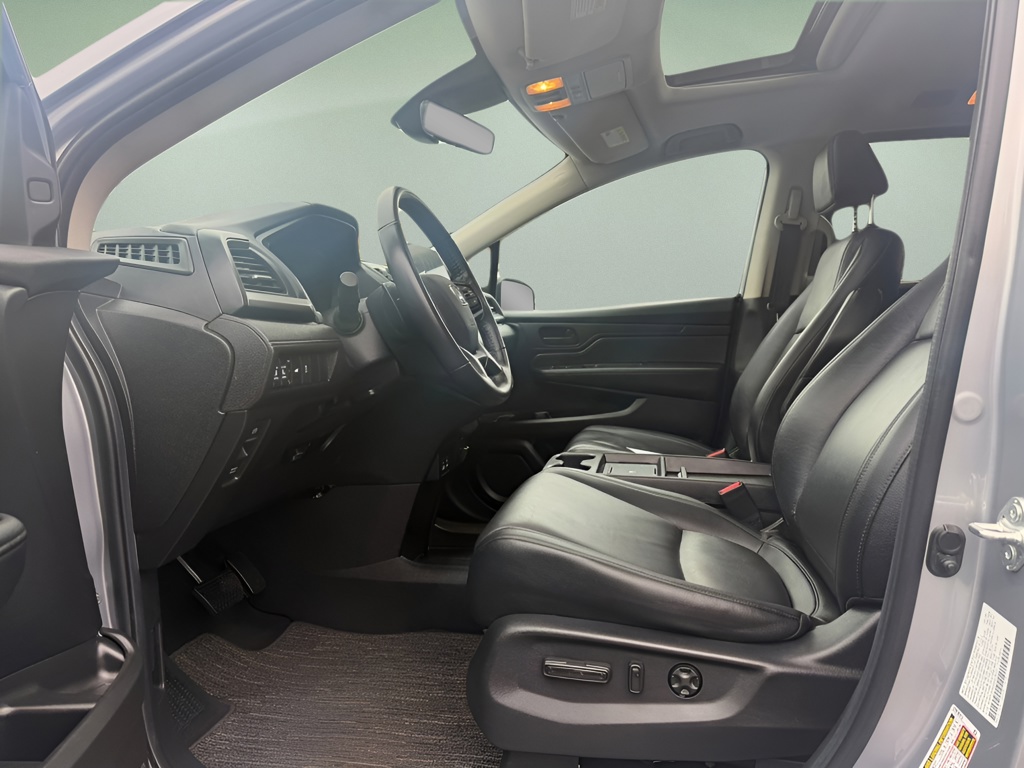 Used 2025 Honda Odyssey Van