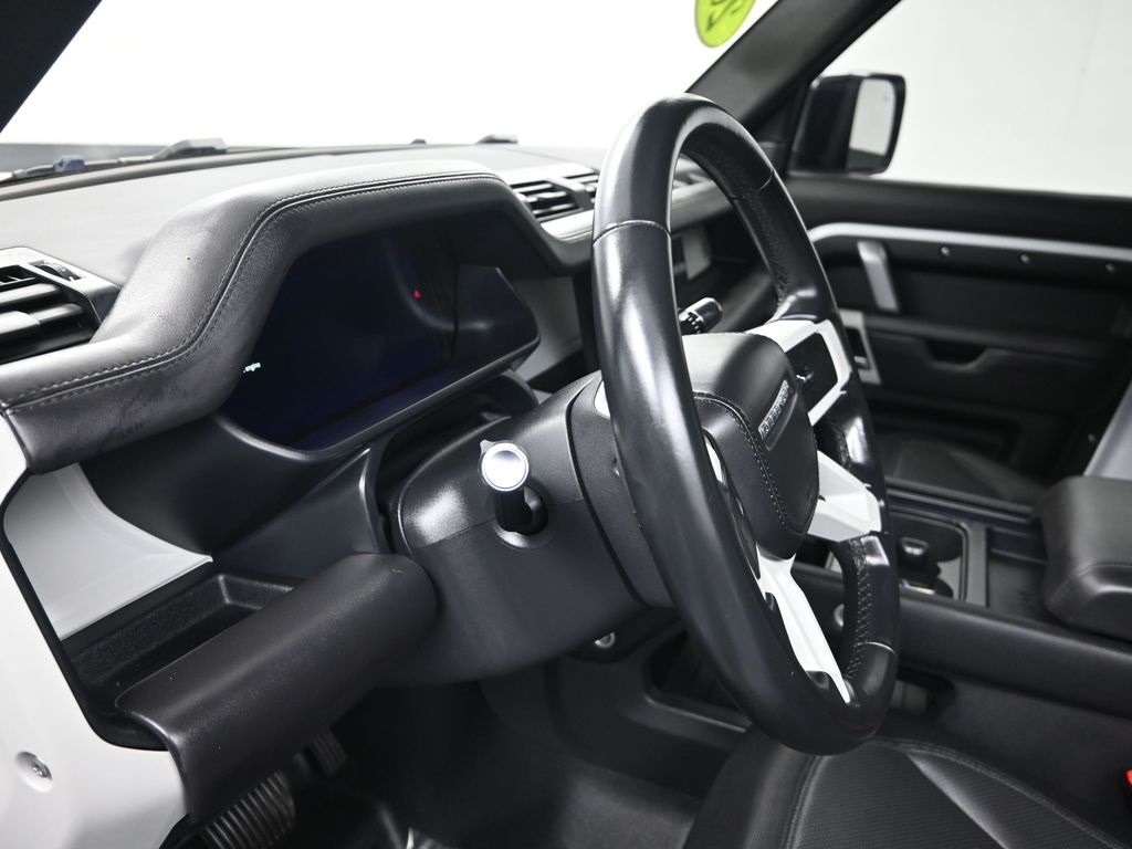 2022 Land Rover Defender X-Dynamic HSE photo 9