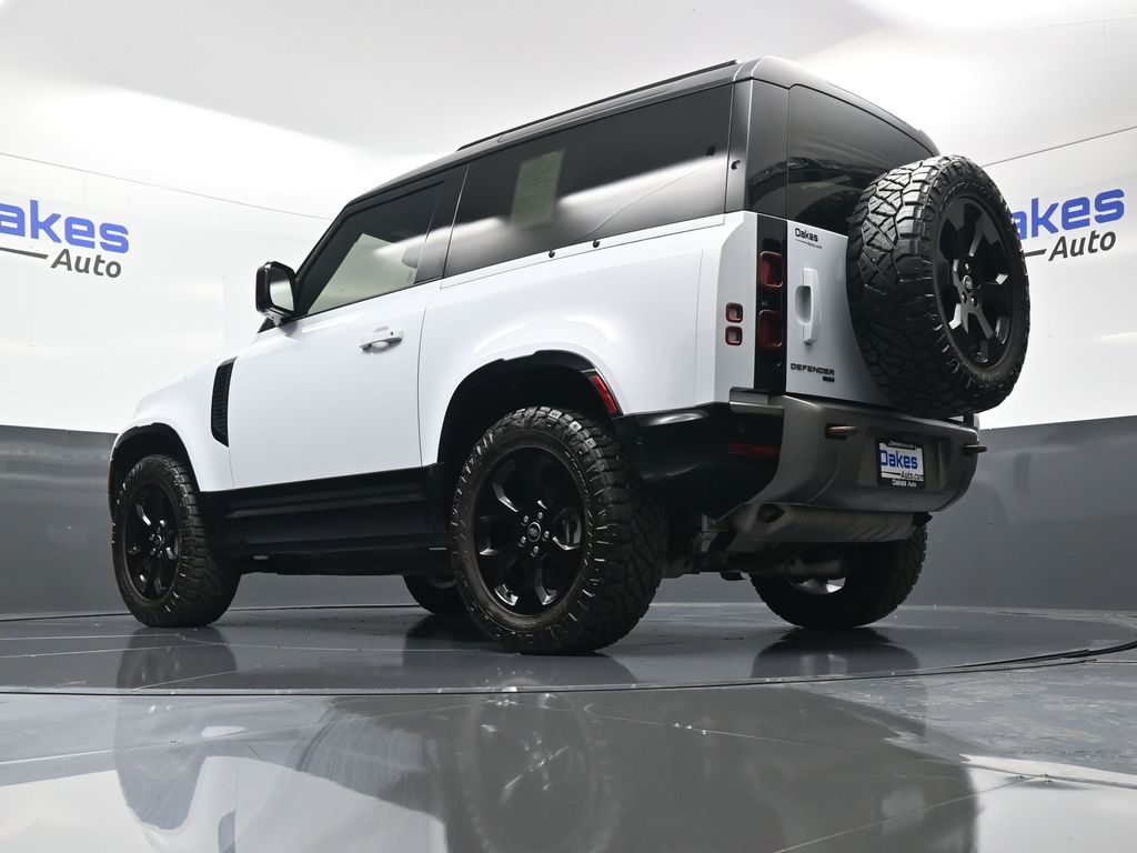 2022 Land Rover Defender X-Dynamic HSE photo 28