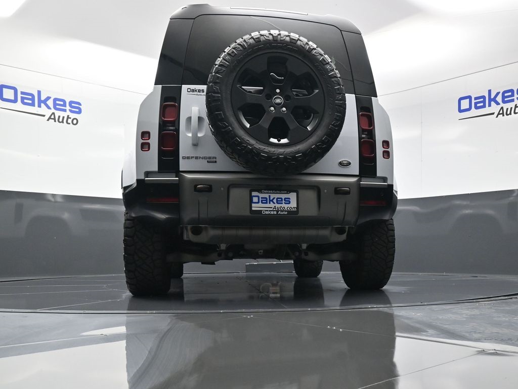 2022 Land Rover Defender X-Dynamic HSE photo 29