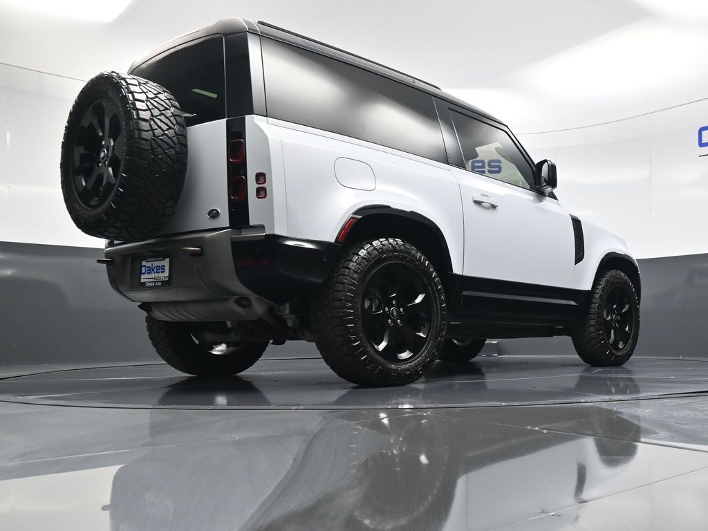 2022 Land Rover Defender X-Dynamic HSE photo 30