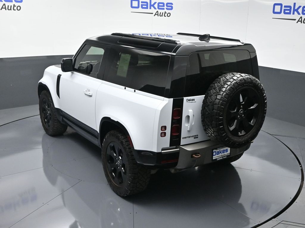 2022 Land Rover Defender X-Dynamic HSE photo 35