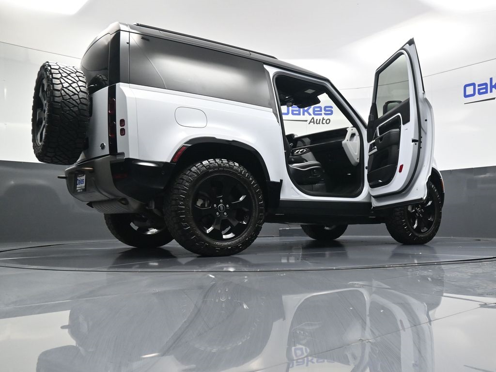 2022 Land Rover Defender X-Dynamic HSE photo 45