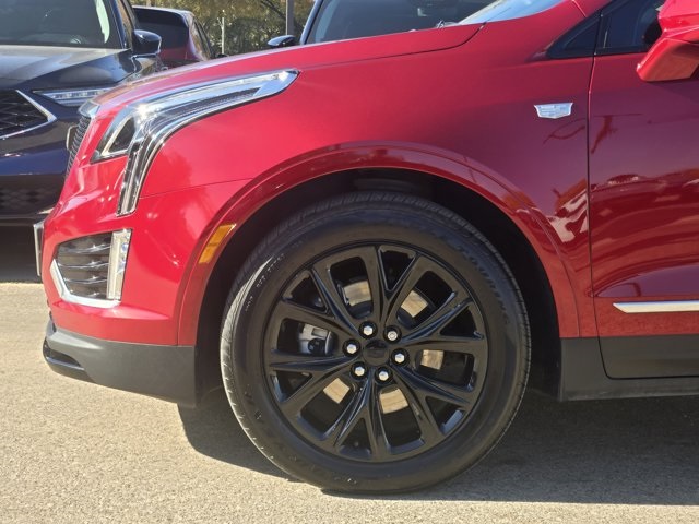 used 2021 Cadillac XT5 car, priced at $32,800