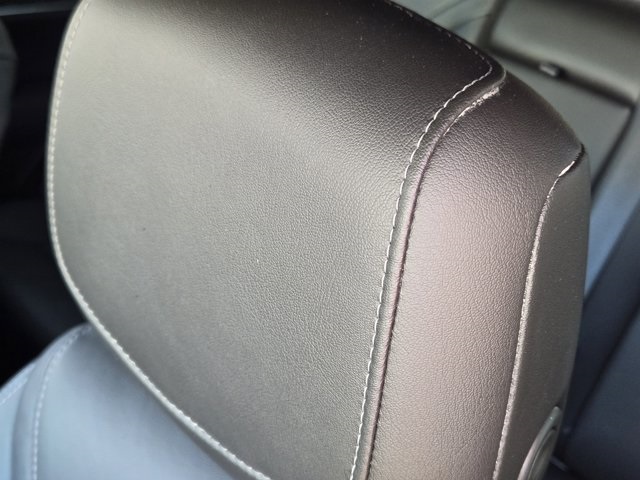 used 2021 Cadillac XT5 car, priced at $32,800