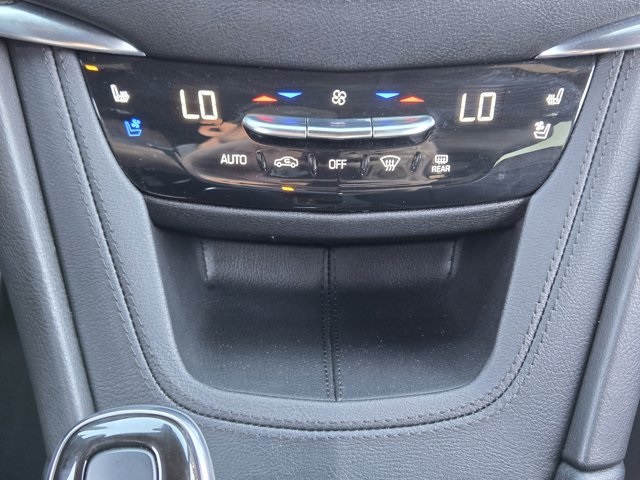 used 2021 Cadillac XT5 car, priced at $32,800