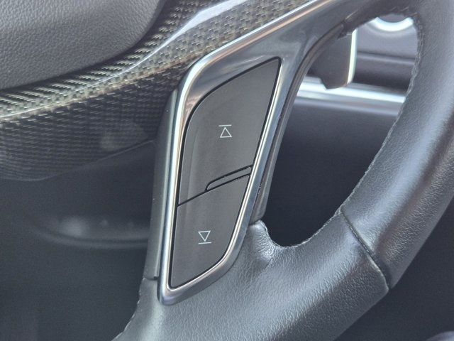 used 2021 Cadillac XT5 car, priced at $32,800