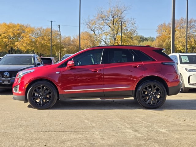 used 2021 Cadillac XT5 car, priced at $32,800