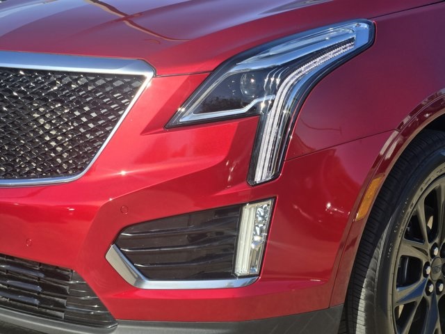used 2021 Cadillac XT5 car, priced at $32,800