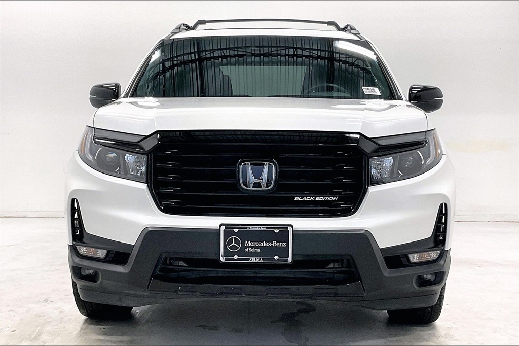 2024 Honda Passport Black Edition photo 3