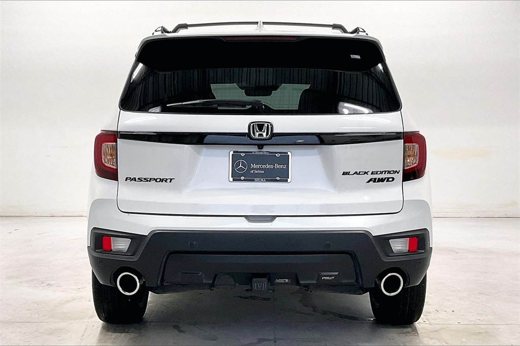 2024 Honda Passport Black Edition photo 4