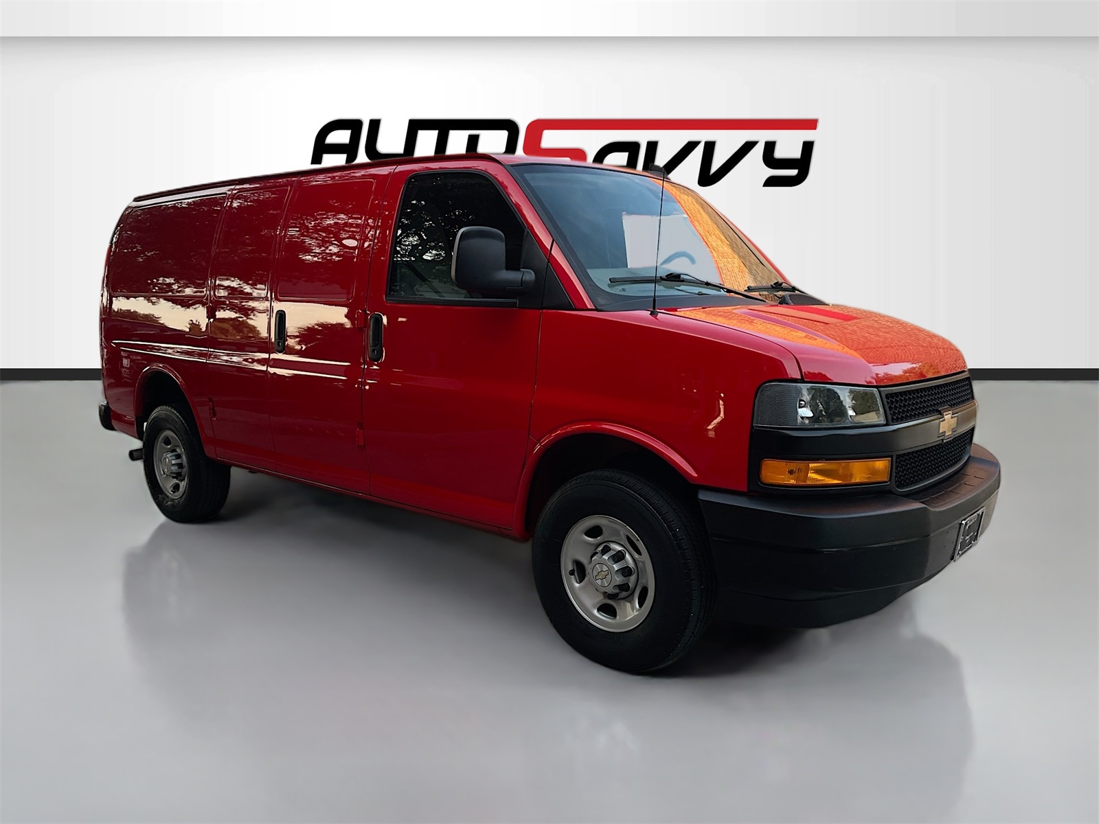 2024 Chevrolet Express Cargo Work Van's photo