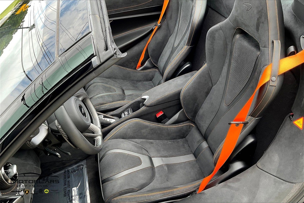 2025 McLaren 750S RWD Convertible