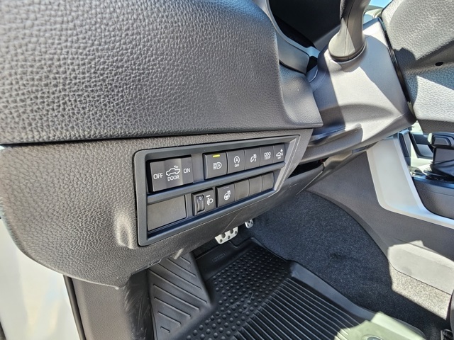 2026 Toyota Tundra SR5 CrewMax photo 8