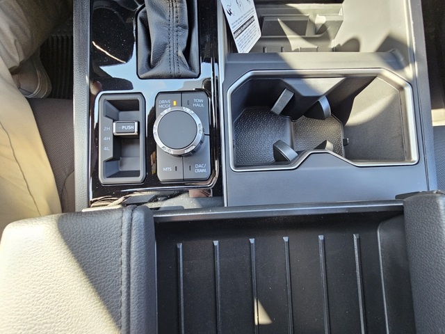 2026 Toyota Tundra SR5 CrewMax photo 9