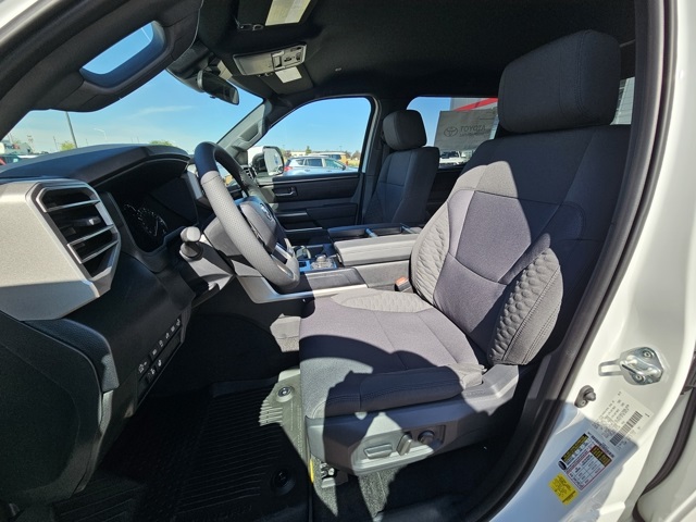 2026 Toyota Tundra SR5 CrewMax photo 15