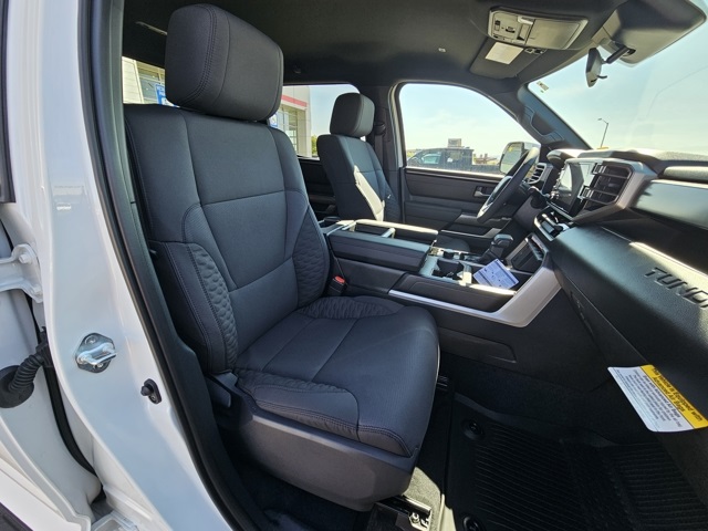 2026 Toyota Tundra SR5 CrewMax photo 20