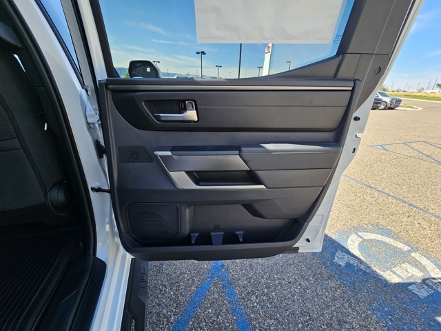 2026 Toyota Tundra SR5 CrewMax photo 21