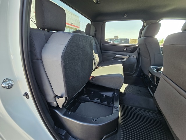 2026 Toyota Tundra SR5 CrewMax photo 23