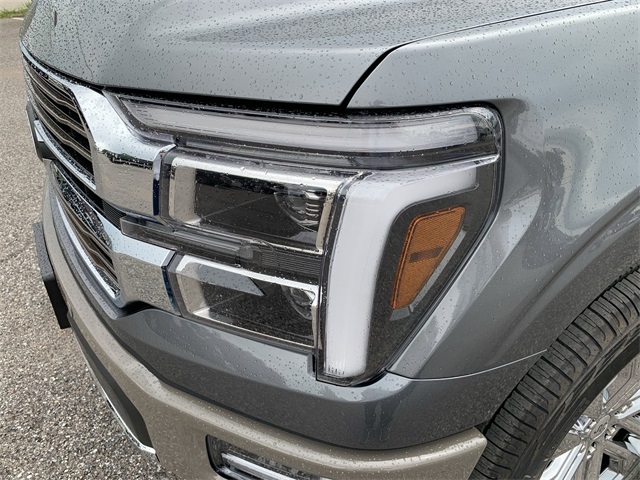 2025 Carbonized Gray Metallic Ford F-150 King Ranch 4X4 Truck