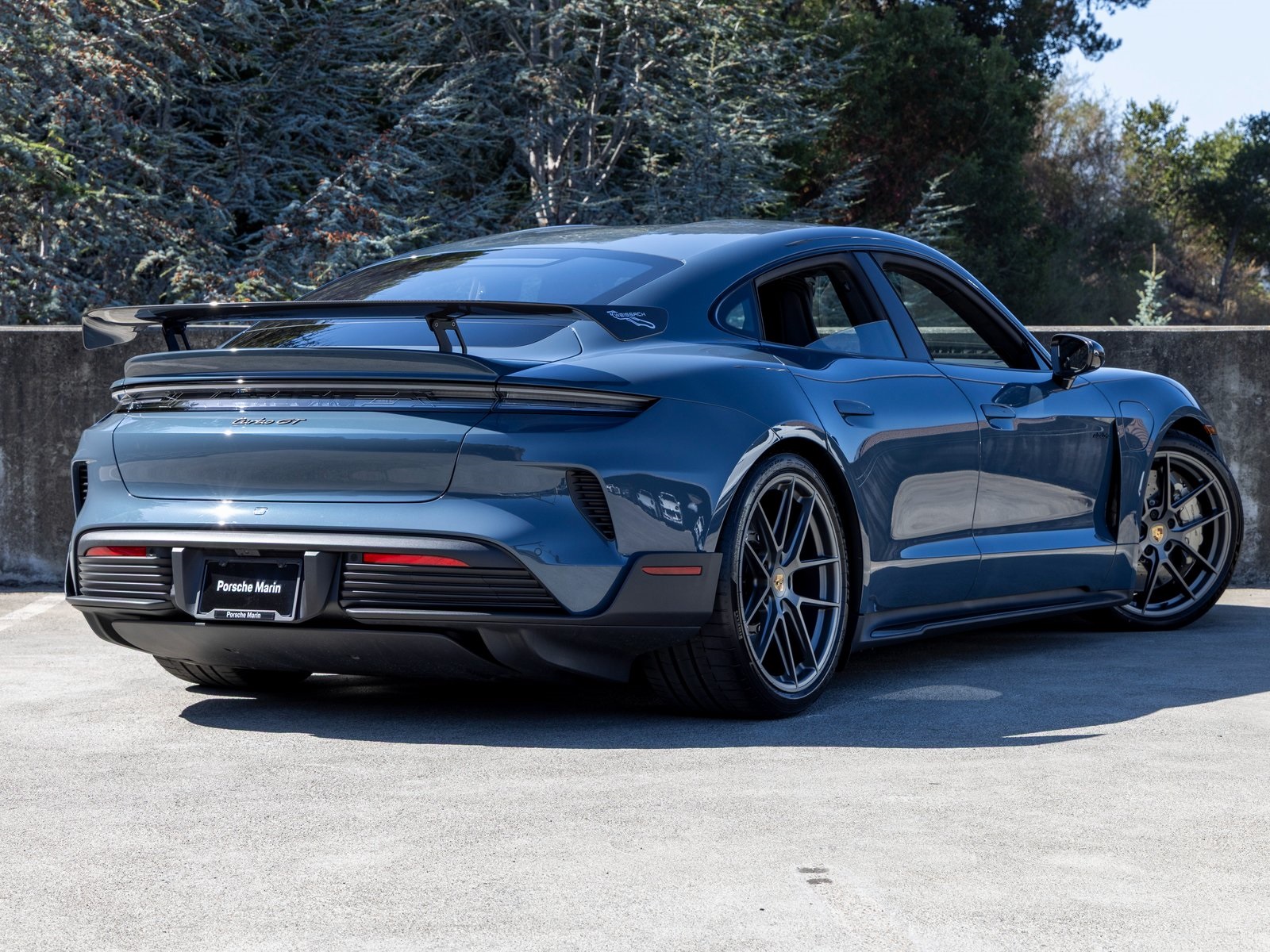 2025 Porsche Taycan Turbo GT Weissach Package photo 11
