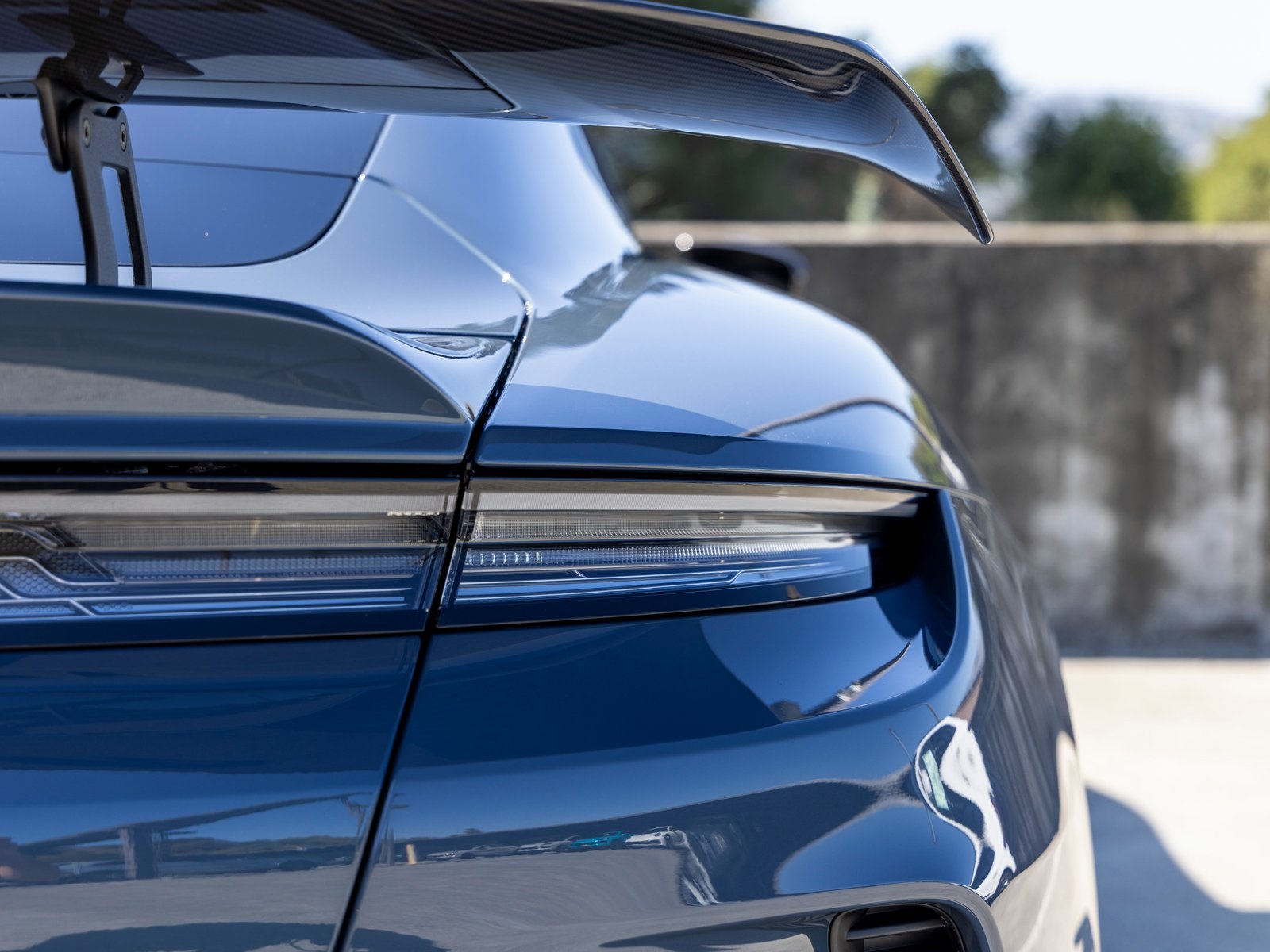 2025 Porsche Taycan Turbo GT Weissach Package photo 20