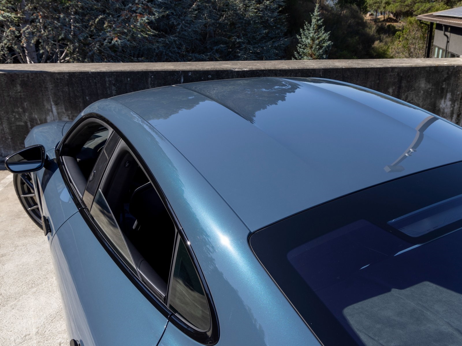 2025 Porsche Taycan Turbo GT Weissach Package photo 25